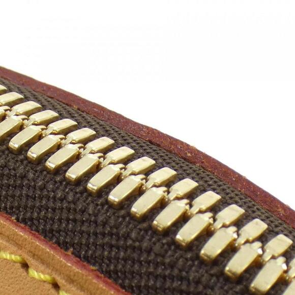 LOUIS VUITTON Brown Monogram Bag - Picture 6 of 9